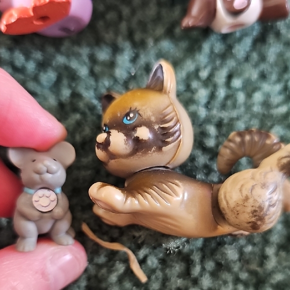 Assorted Littlest Petshops. - Picture 3 of 3